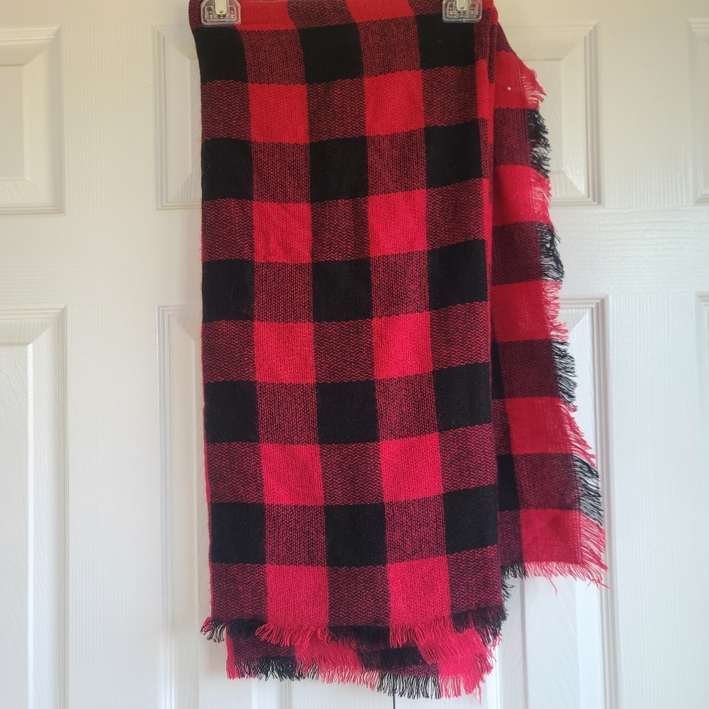 Buffalo plaid scarf